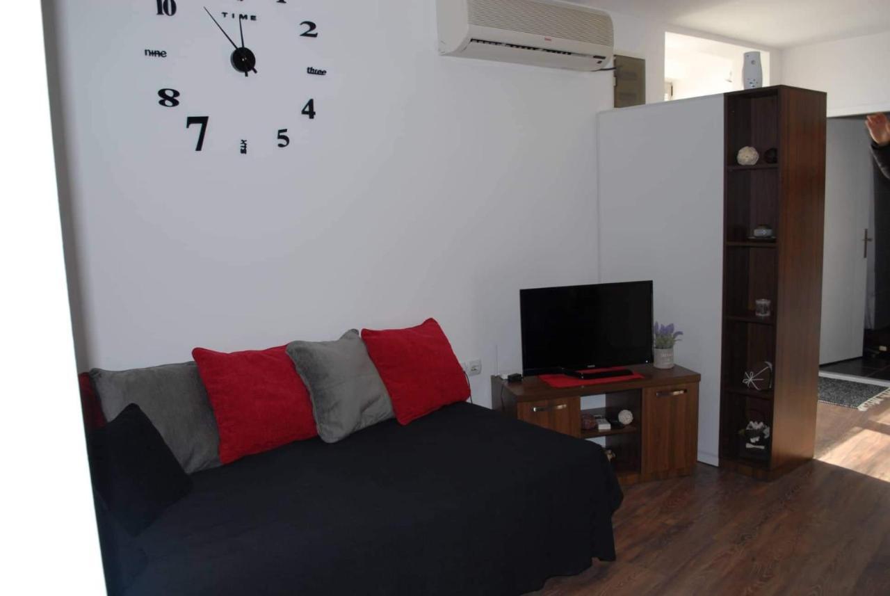 Stan Na Dan - Apartman Djordjevic Vranje Dış mekan fotoğraf